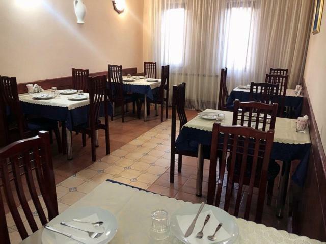 Hotel Vergina Скопье Экстерьер фото
