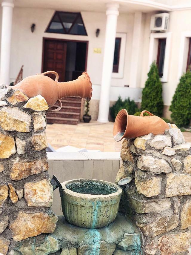 Hotel Vergina Скопье Экстерьер фото